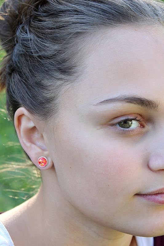 Summerfield Collection Shiny Silver-tone Opalescent Leaf Resin Stud Earrings 8mm (Red/Orange)