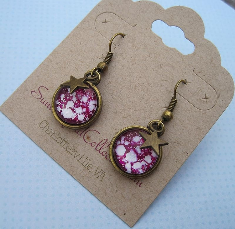 Summerfield Collection Antiqued Gold-tone Magenta and White Glitter Glass Star Charm Galaxy Dangle Earrings Hand-painted