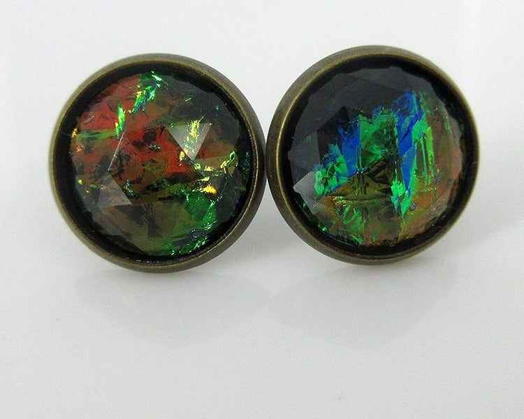 Summerfield Collection Antiqued Gold-tone Faceted Resin Opalescent Stud Earrings 12mm (Black)