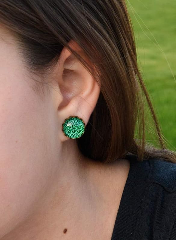 Summerfield Collection Antiqued Gold-tone Animal Print Glass Stud Earrings 12mm (Grass Green)