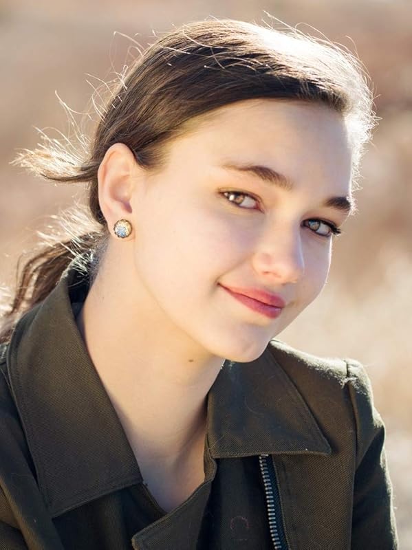 Summerfield Collection Antiqued Gold-tone Faceted Resin Leaf Foil Stud Earrings 12mm (Navy Blue)