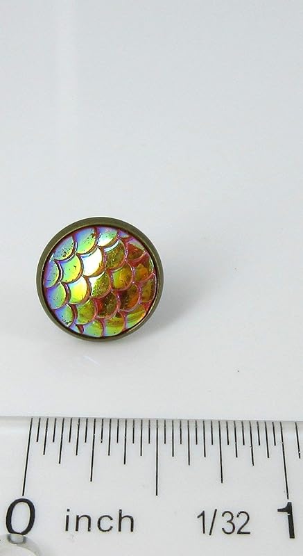 Summerfield Collection Antiqued Gold-tone Metallic Mermaid Scale Stud Earrings 12mm (Orange/Yellow AB)