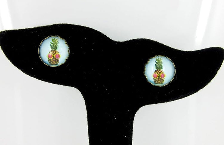 Summerfield Collection Antiqued Gold-tone Pineapple Print Glass Stud Earrings 12mm