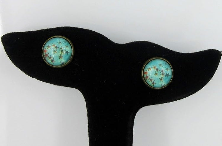 Summerfield Collection Antiqued Gold-tone Sea and Starfish Print Glass Stud Earrings 12mm