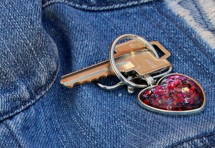 Summerfield Collection Antiqued Silver-tone Pink and Black Glitter Glass Heart Keychain Hand-painted
