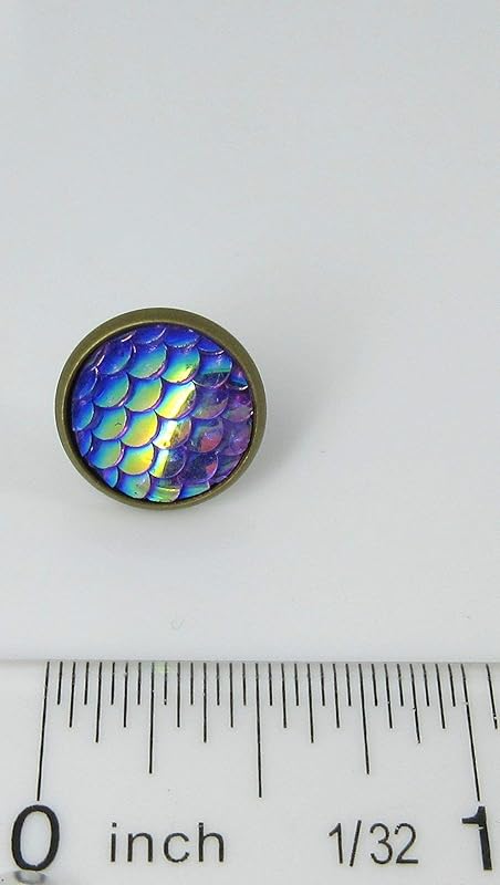 Summerfield Collection Antiqued Gold-tone Metallic Mermaid Scale Stud Earrings 12mm (Purple/Blue AB)