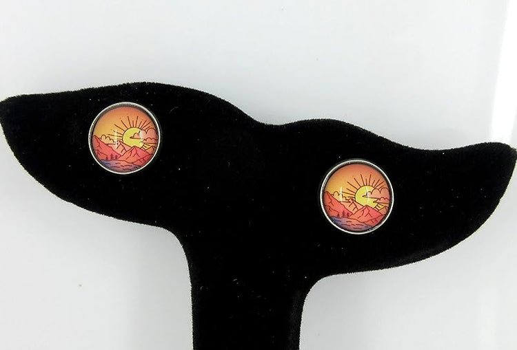 Summerfield Collection Stainless Steel Vintage Sunrise Print Glass Stud Earrings 12mm