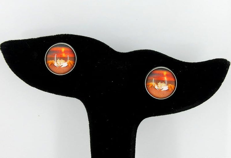 Summerfield Collection Stainless Steel Sunset Crab on the Beach Print Glass Stud Earrings 12mm