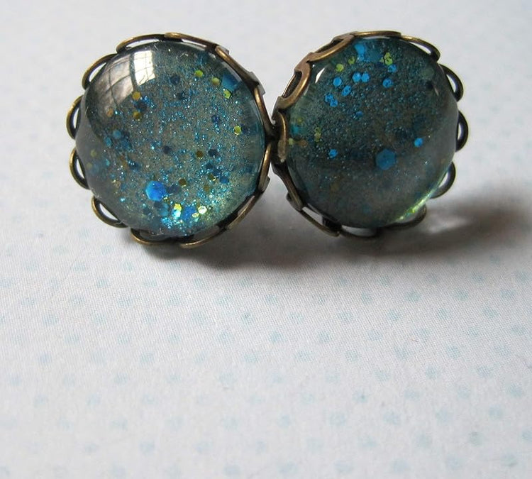 Summerfield Collection Antiqued Gold-tone Seafoam Green and Blue Glitter Glass Stud Earrings Hand-painted 12mm