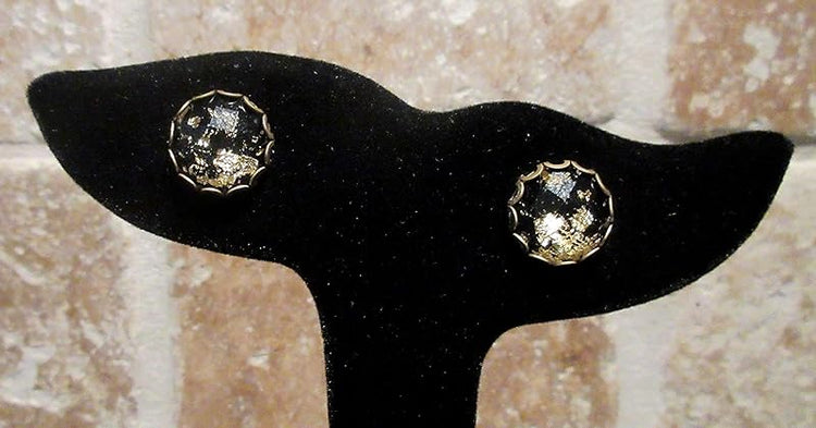 Summerfield Collection Antiqued Gold-tone Faceted Resin Leaf Foil Stud Earrings 12mm (Black)