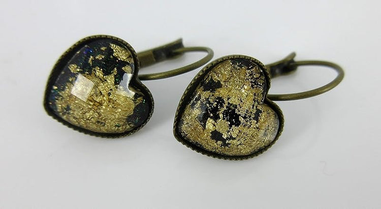 Summerfield Collection Antiqued Gold-tone Leaf Foil Black Glitter Resin Heart Drop Earrings Lever-back 12mm
