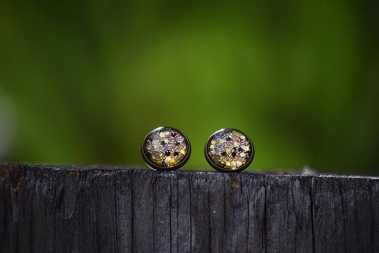 Summerfield Collection Antiqued Gold-tone Black and Silver Glitter Glass Stud Earrings Hand-painted 12mm