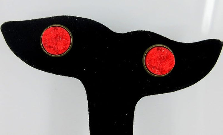Summerfield Collection Antiqued Gold-tone Faux Druzy Stone Stud Earrings 12mm (Red)