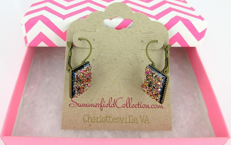 Summerfield Collection Antiqued Gold-tone Geometric Square Faux Druzy Stone Lever-back Drop Earrings (Gold/Pink Metallic)
