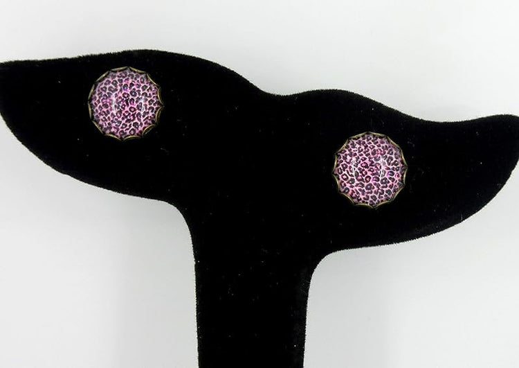Summerfield Collection Antiqued Gold-tone Animal Print Glass Stud Earrings 12mm (Pink/Purple)