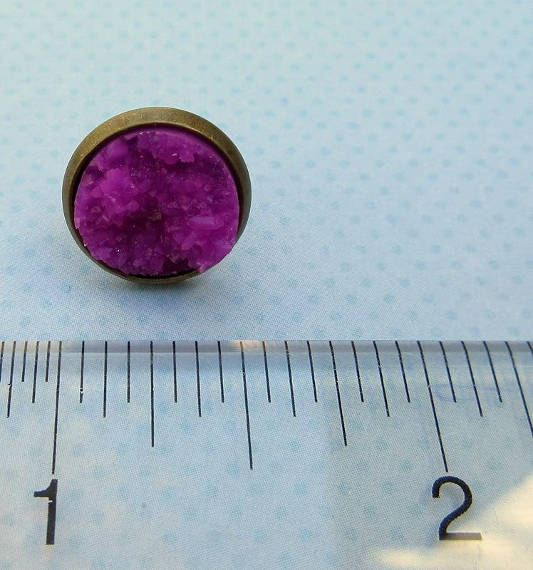 Summerfield Collection Antiqued Gold-tone Faux Druzy Stone Stud Earrings 12mm (Magenta)