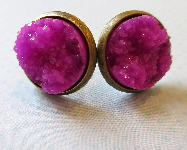 Summerfield Collection Antiqued Gold-tone Faux Druzy Stone Stud Earrings 12mm (Magenta)