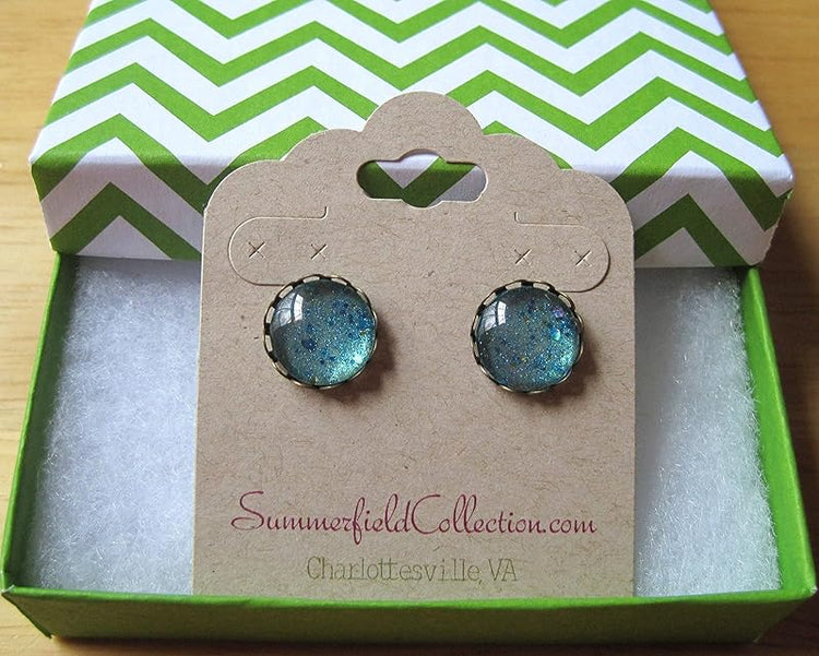 Summerfield Collection Antiqued Gold-tone Seafoam Green and Blue Glitter Glass Stud Earrings Hand-painted 12mm