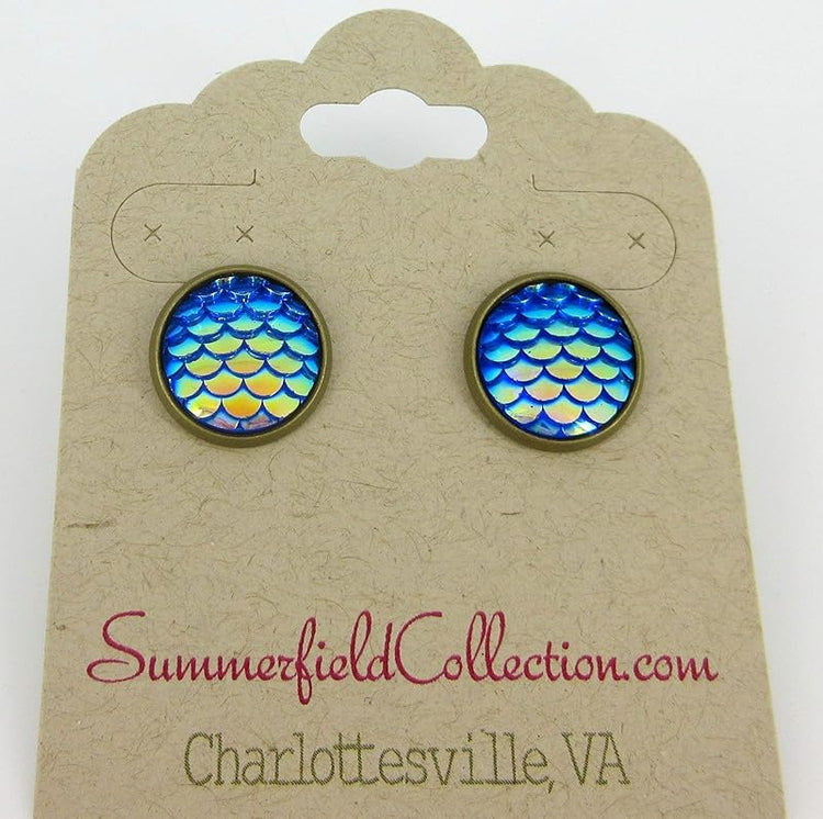 Summerfield Collection Antiqued Gold-tone Metallic Mermaid Scale Stud Earrings 12mm (Cobalt Blue AB)