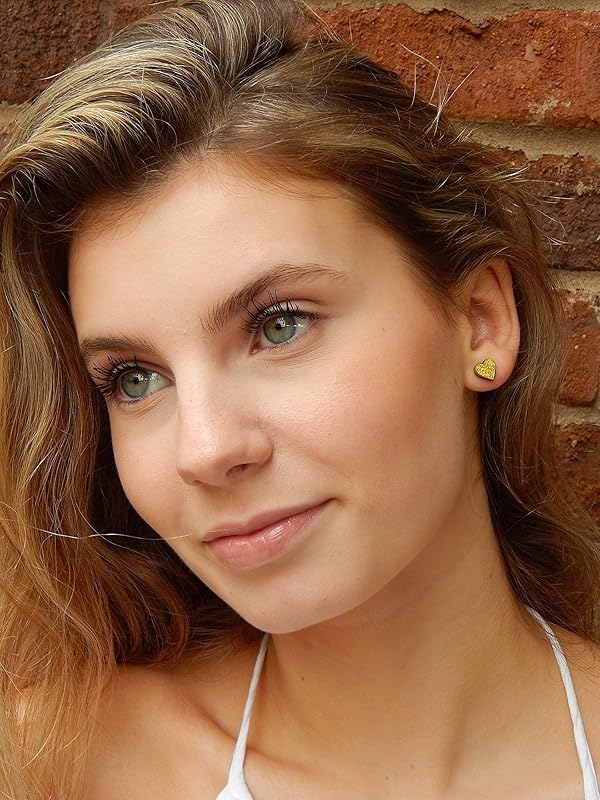 Summerfield Collection Stainless Steel Glitter Acrylic Heart Stud Earrings 8mm (Yellow)