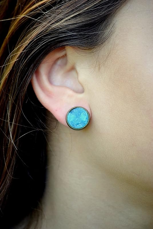 Summerfield Collection Antiqued Gold-tone Faux Druzy Stone Stud Earrings 12mm (Aqua Blue)
