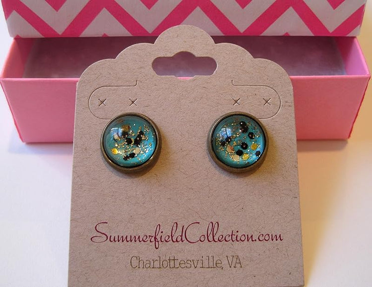 Summerfield Collection Antiqued Gold-tone Mint Green and Black Glitter Glass Stud Earrings Hand-painted 12mm